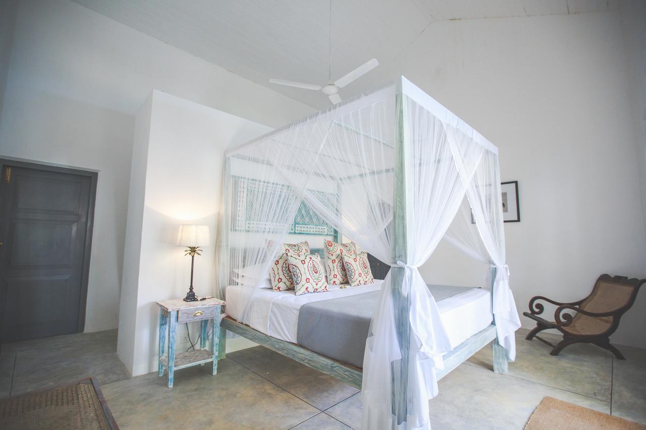 Karmel Villa Thalduwa Island - Five Bedroom Luxury Villa With Private Pool Ахангама Экстерьер фото
